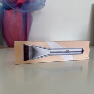 It Airbrush Brush #117